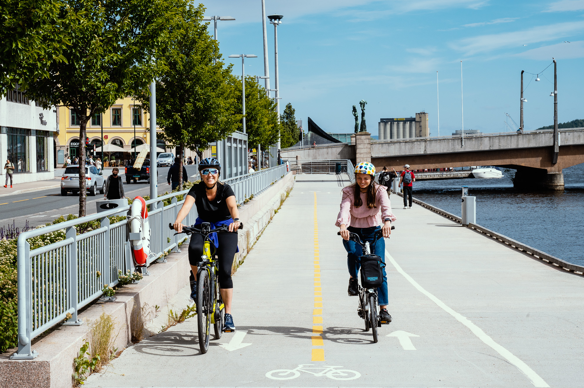 På sykkel i Drammen